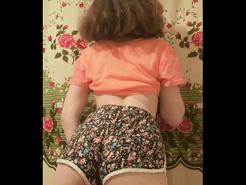 ❤️ Секси младо бебе кое ги соблекува шорцевите пред камера ❤ Квалитетно порно на порно mk.ru-pp.ru